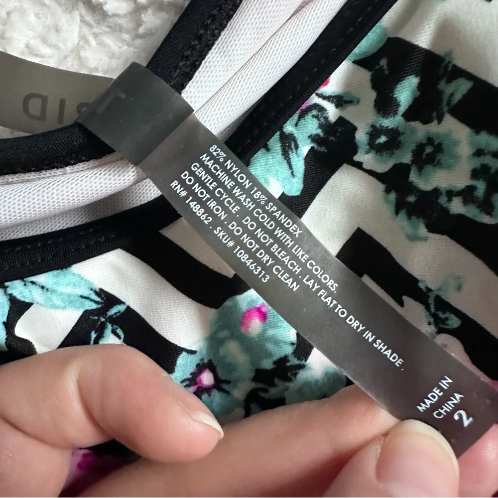 Torrid | Black and White Chevron Floral Flounce Bikini Top | Size 2